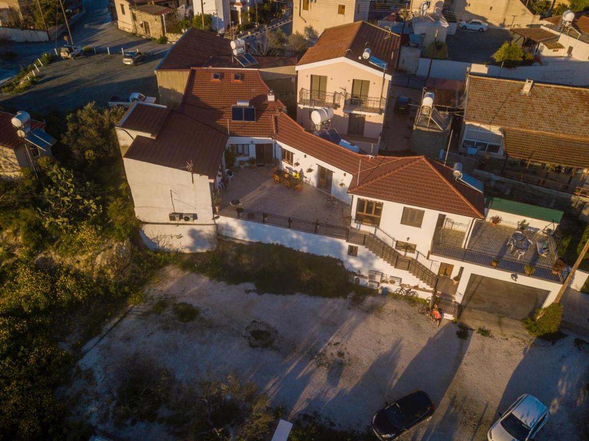 Samareitidos Light Cottage Anaphotia Eksteriør billede